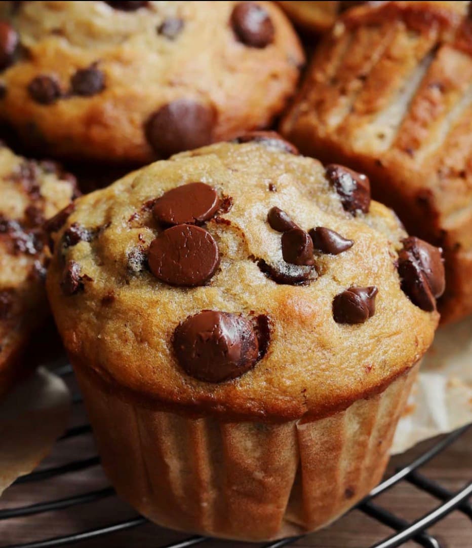 Banana chocolate chip muffin